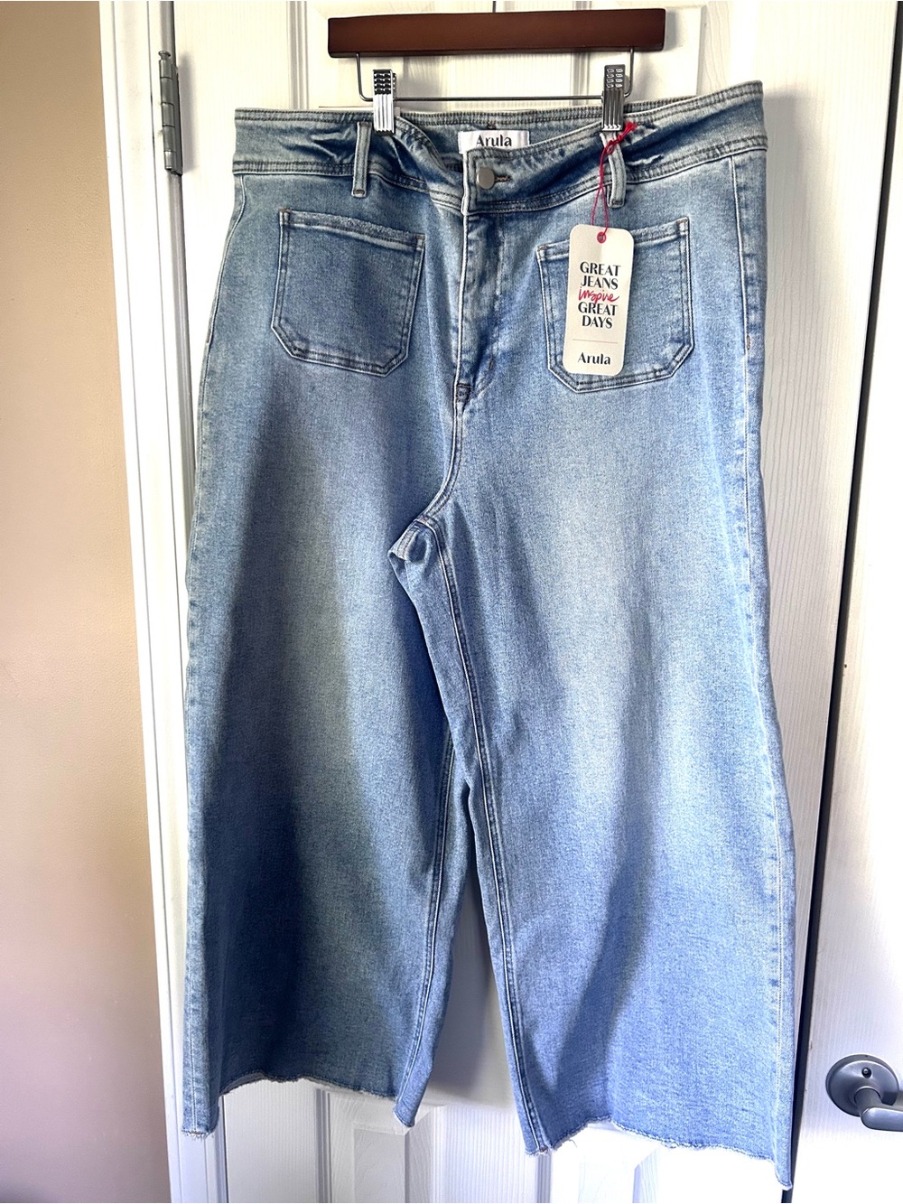 Arula High Rise Wide Leg Jeans Size 16 Light Wash Raw Hem NWT